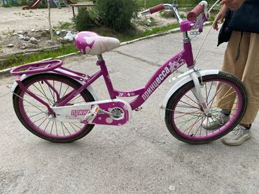 велосипед дедский: Продаю велосипед розовый 4500 сом фиолетовый 3500 с состояния отличное