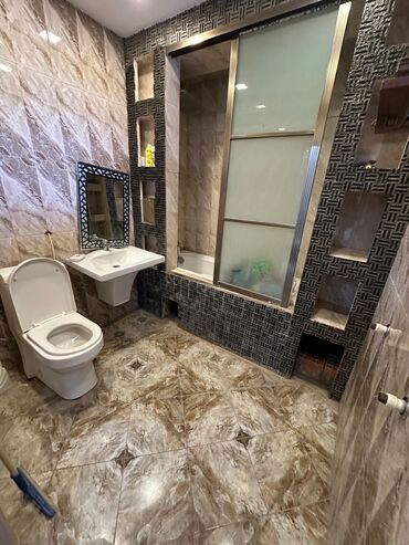 Uzunmüddətli kirayə evlər: 3 kv. m, 5 otaqlı, İşıq -da lalafo.az — 9 Uzunmüddətli kirayə evlər: 3 kv. m, 5 otaqlı, İşıq — 9