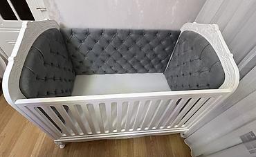 Beşiklər: Uşaq beşiyi – klassik dizayn, yumşaq kapitonlu içliklə - Material: ağ — 4