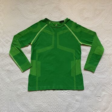takko jakne za decake: H&M Sport - aktivni ves za devojcice i decake Obucen dva,tri