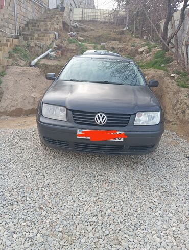 wolksvagen jetta: Volkswagen Jetta: 2 l | 1998 il Sedan