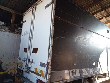 кровать односпальная с подъемным механизмом: Будка Mercedes-Benz, 2000 г., Оригинал