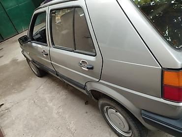1981: Volkswagen Golf: 1991 г., Хэтчбэк — 10