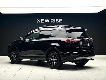 авто ижара: Toyota RAV4: 2018 г., 2.5 л, Автомат, Бензин, Кроссовер — 2