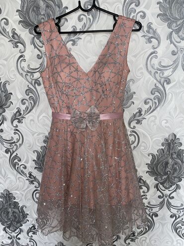 женское платье 54: S (36), M (38), цвет - Персиковый