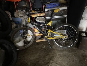 qiz ucun velosiped: İşlənmiş Şəhər velosipedi Rambo, 24"
