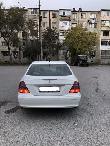 190 e: Mercedes-Benz E 200: 2.2 l | 2006 il Sedan