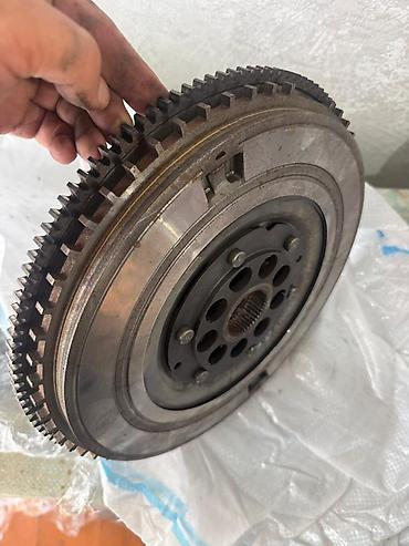 İki kütləli volant (dual mass flywheel) - Növ: Mexaniki ötürməli lalafo.az -da İki kütləli volant (dual mass flywheel) - Növ: Mexaniki ötürməli