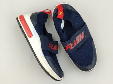 ubrania na lato plus size: Sport shoes 33, Used