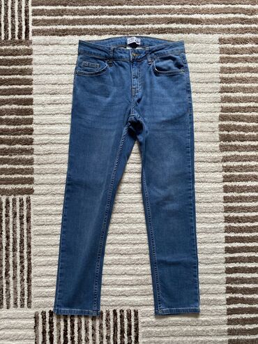 мужские джинсы бишкек: Джинсы и брюки, цвет - Синий, Новый