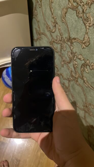 iphone 11 2ci el: IPhone 11, 64 GB, Qara, Face ID