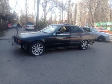 е34 2 8: BMW 5 series: 1992 г., 2.5 л, Механика, Бензин, Седан