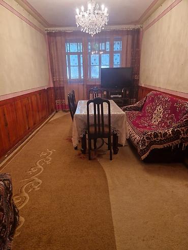 merkezde: 4 otaqlı, Yeni tikili, 100 kv. m — 2