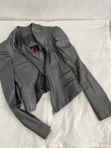 кожаные пиджаки: Кожаная куртка, M (EU 38)