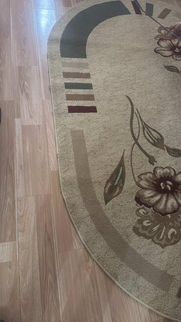 Ковры и паласы: Ковер Б/у — 7