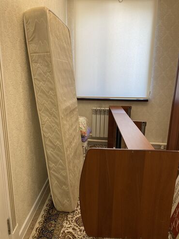 матрасы в рассрочку: Бир кишилик керебет, Колдонулган, Матрасы бар, узуну - 190 см