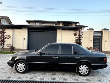 коврик держатель для телефона в машину: Mercedes-Benz W124: 1992 г., 3 л, Механика, Дизель, Седан