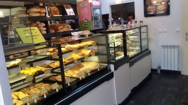 izdavanje stanova i kuca пријепоље: Izdajem opremljen lokal, pekara, proizvodnja kolača, kuhinja. Lokal je