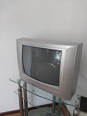 телев зор: Телевизор кинескопный (CRT), серебристый корпус. Марка Toshiba (на — 1