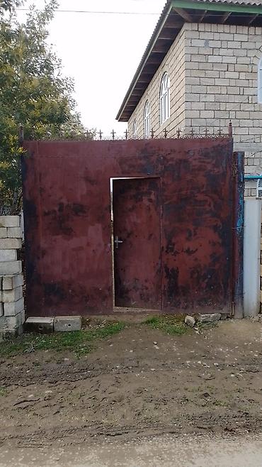 метал: Б/у Железо Дворовые ворота, Распашные, 3 м, Механические, С дверью, цвет - Коричневый, Нет кредита — 2