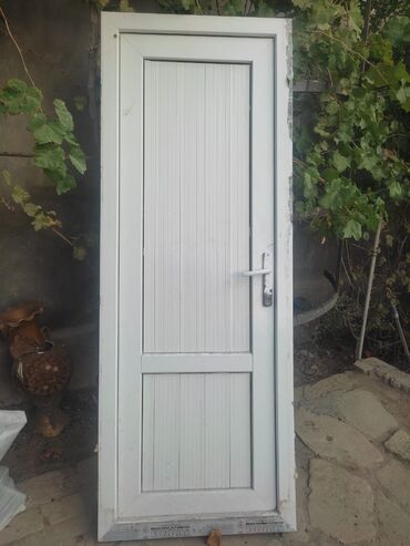 Divar kağızları: PVC qapı
2 metr 75sm