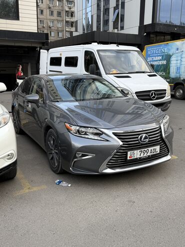 сколько стоит кара: Lexus ES: 2017 г., 2.5 л, Автомат, Гибрид, Седан