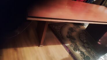 Qonaq otağı dəstləri: Yeni, Jurnal masası, Kredit yoxdur, Rumıniya — 6