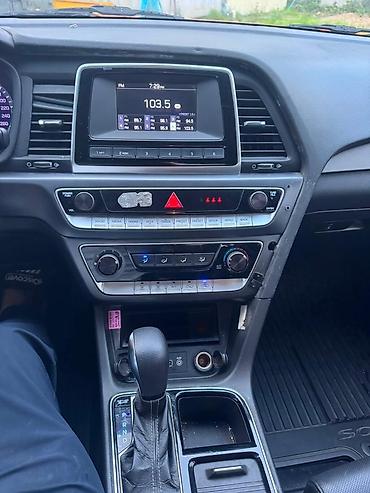 оранжевая соната: Hyundai Sonata: 2020 г., Автомат, Седан — 8