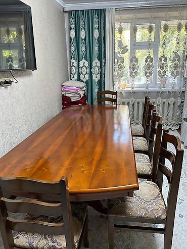 Обеденный комплект: большой б/у деревянный стол + 6 стульев -