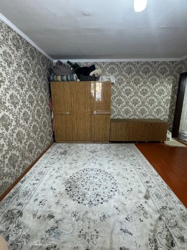 Долгосрочная аренда квартир: 1 комната, Агентство недвижимости, Без подселения, С мебелью частично