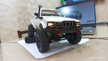 Oyuncaqlar: WPL C24 Picup RC car. 4WD 7.4V 500mah Li-ion battery Play time 20-30 — 10