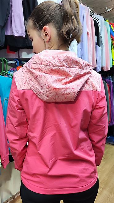 Спортивные костюмы: Спортивные костюмы — 10