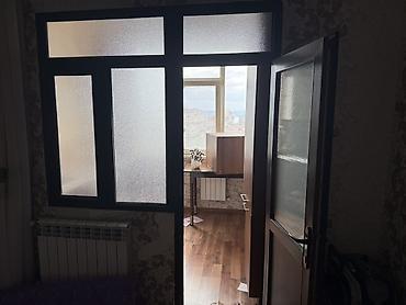 ucuz kiraye evler 2026: Plastik qapı və ayna — 1