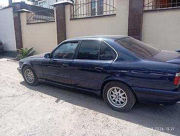 наклейки бмв: BMW M5: 1993 г., 2.5 л, Механика, Бензин, Седан — 3