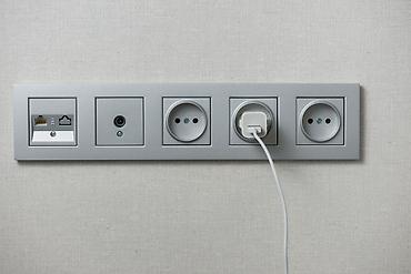 Электрики: Электрик | Установка счетчиков, Установка стиральных машин, Демонтаж электроприборов Больше 6 лет опыта — 9