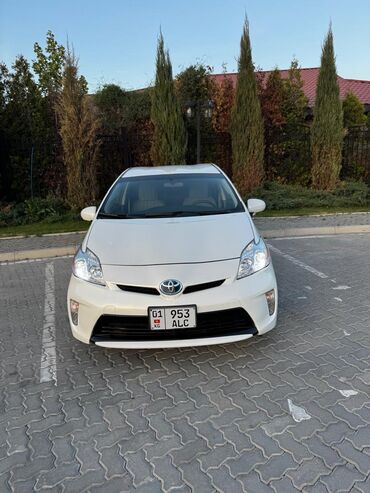 аккура: Toyota Prius: 2015 г., 1.5 л, Вариатор, Гибрид, Хэтчбэк