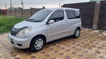 Toyota: Toyota Funcargo: 2005 г., 1.5 л, Автомат, Бензин, Минивэн