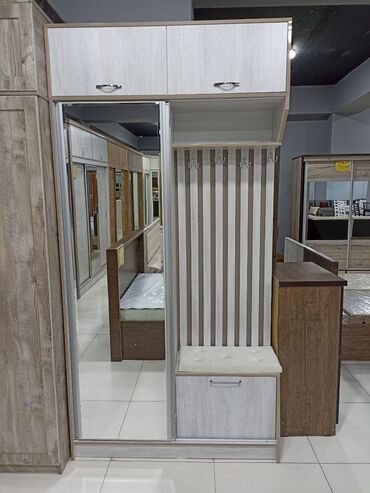 Dolablar: Yeni, Açılan, Düz dolab, Dəhliz dolabı — 6