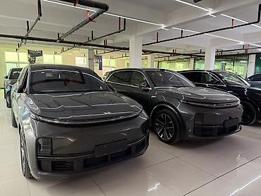 Продажа авто: Lixiang L7: 2023 г., Гибрид, Кроссовер — 4