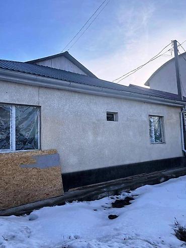 Sale of cottages and houses: Срочно продаётся дом 📍 Район Арча-Бешик 🏠 Площадь дома — 84 м² 🌿 — 2