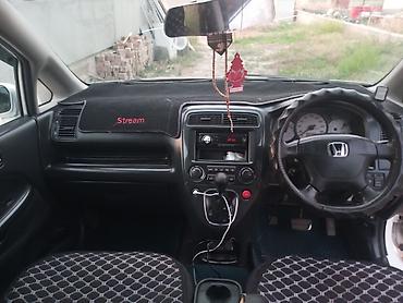 банан водный: Honda Stream: 2002 г., Автомат, Бензин, Минивэн — 10