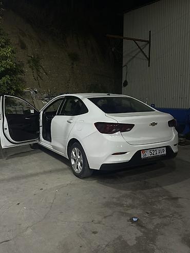lalafo car: Chevrolet Onix: 2020 г., 1 л, Автомат, Бензин, Седан — 3