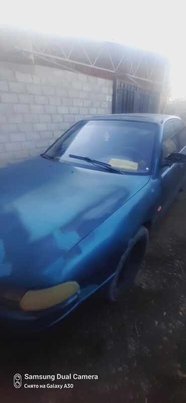 бус мазда: Mazda Cronos: 1993 г., 1.8 л, Механика, Газ, Седан