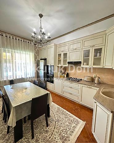 Продажа коттеджей и домов: 🏠Продается дом в с. Сокулук 🟡Комнаты: 6 🟡Участок: 12 соток — 8