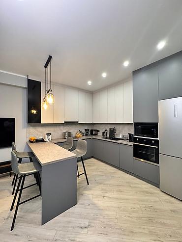 Продажа квартир: 3 комнаты, 82 м², Элитка, 3 этаж, Евроремонт — 3