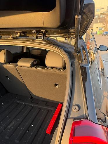 Kia: Kia Niro: 2017 г., 1.6 л, Автомат, Гибрид, Хэтчбэк — 22