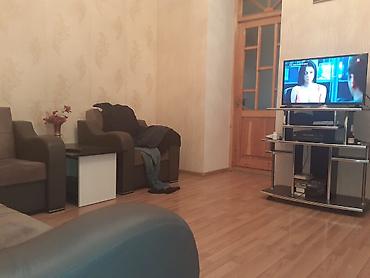bayılda ev: Bayilda,Aydin memedov 34 unvaninda heyet evi satilir. evin tam — 4