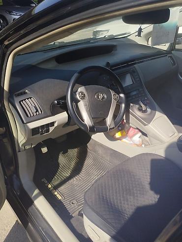 Toyota: Toyota Prius: 2013 г., 1.8 л, Робот, Гибрид, Хэтчбэк — 7