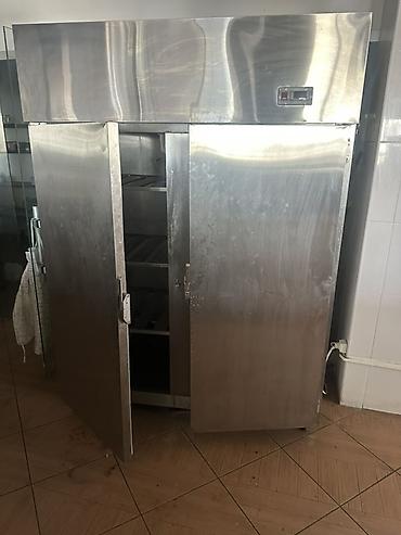 Soyuducu kameralar: Sənaye tipli paslanmayan poladdan iki qapılı soyuducu/şkaf - Korpus — 1
