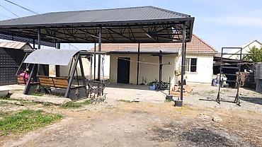 Үйлөрдү сатуу: 4 бөлмө, 85 м², 4 соток, Бишкек, Ак-Ордо 3 ж/м Менчик ээси — 8